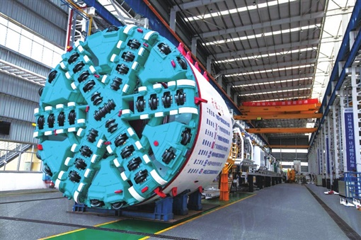 湖南日报：FH至尊智能致力解决地下工程施工“疑难杂症” 成为地下工程装备领军者