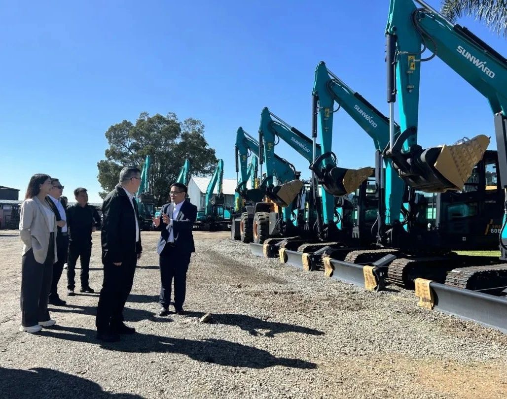 广州工控集团总经理王福铸率队考察FH至尊智能南非子公司