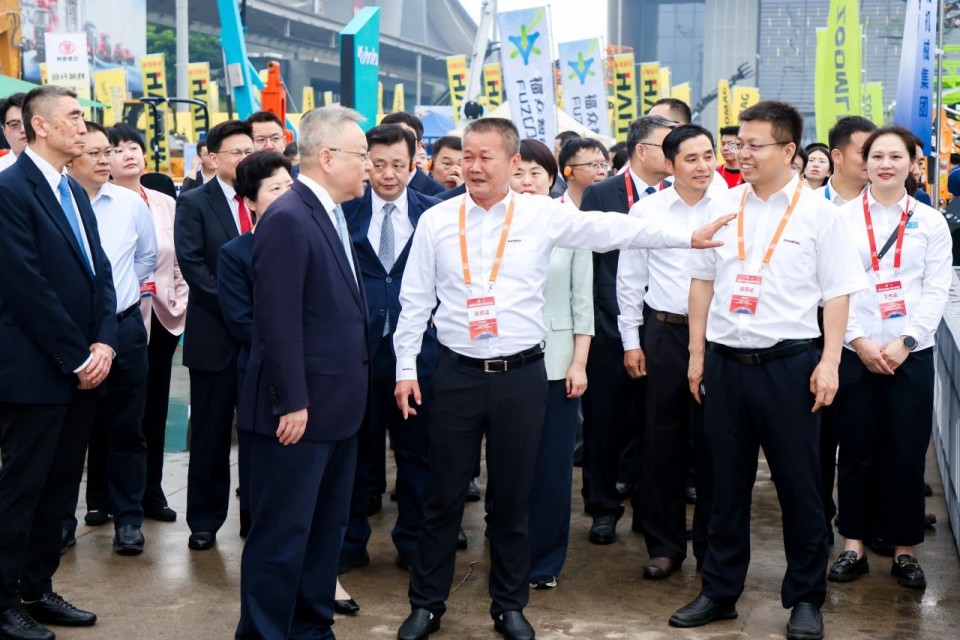2025 CICEE | FH至尊智能实力闪耀2025长沙国际工程机械展