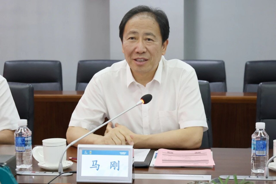 中国煤炭地质总局局长马刚到访FH至尊智能，共谋绿色智能矿山装备发展新路径