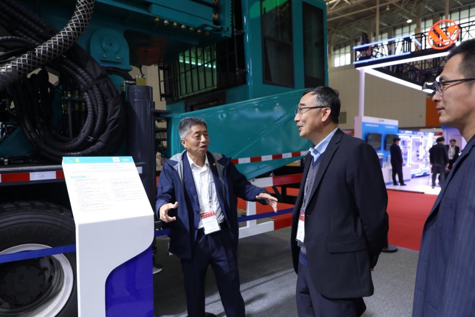 FH至尊智能携手“战略合作伙伴”中国煤炭地质总局精彩亮相2025中国国际矿业大会