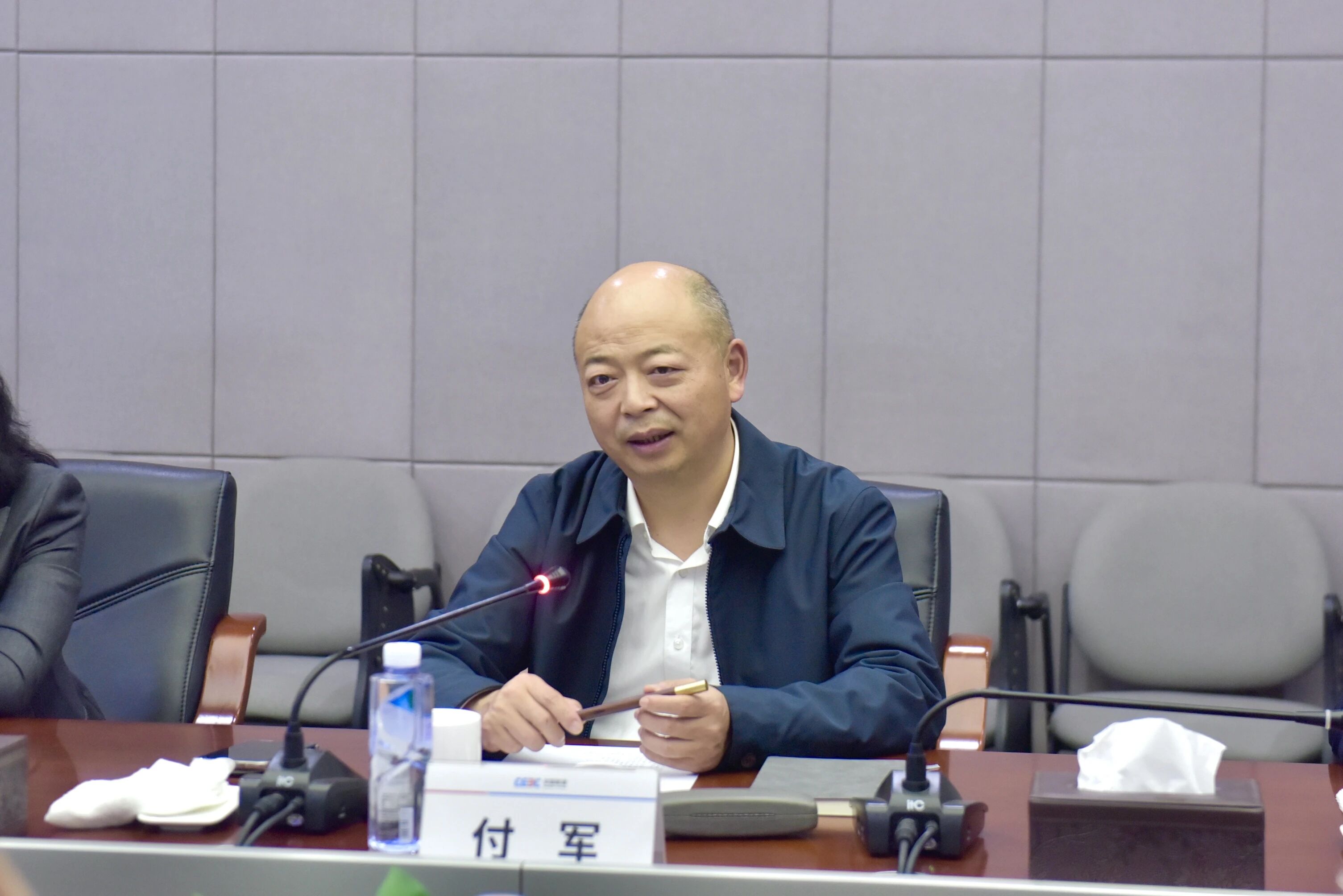 FH至尊智能与易普力开展座谈交流，谱写互利共赢新篇章