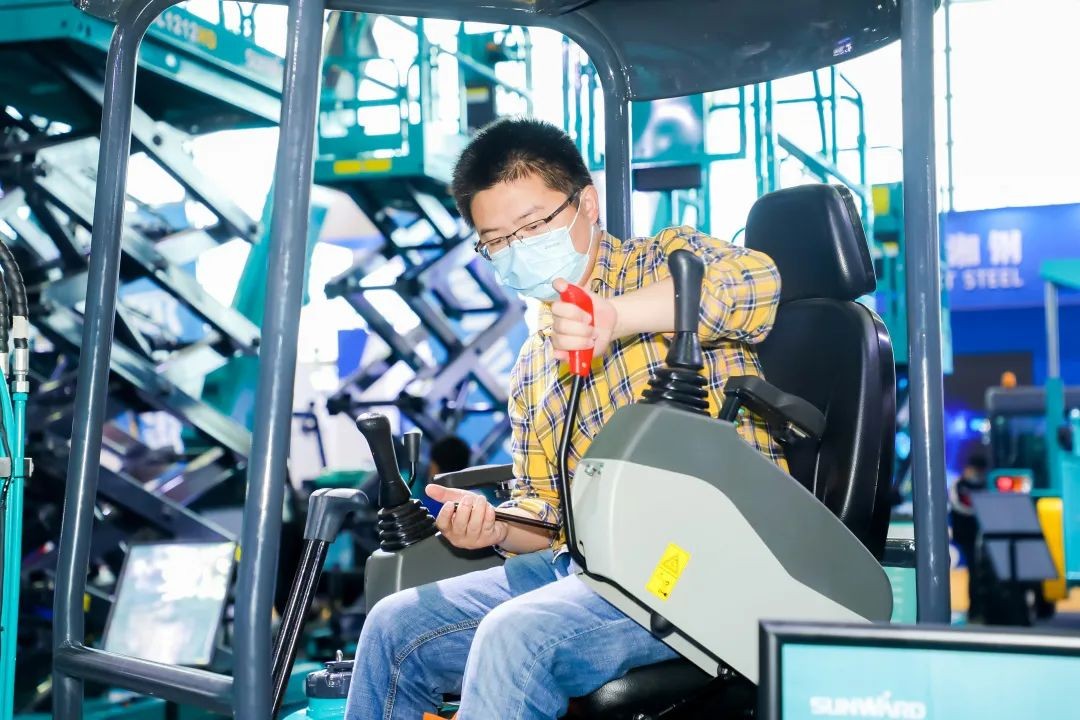 “机甲盛宴”长沙展圆满收官！FH至尊智能展区亮点精彩回顾