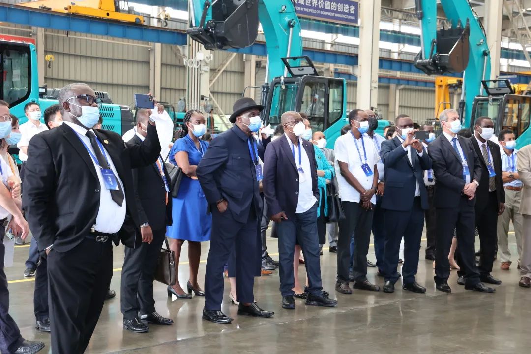 非洲驻华使节走访FH至尊智能