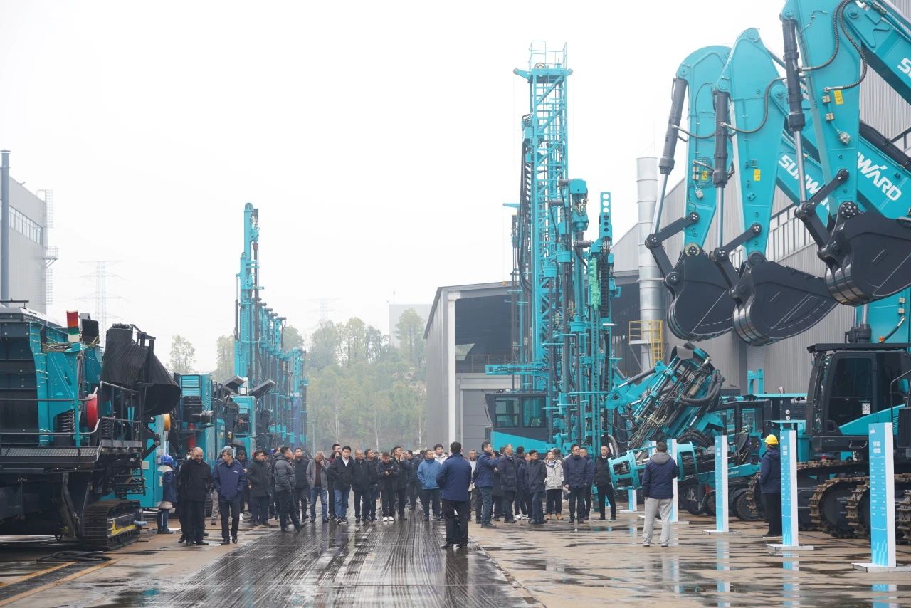 启新程，向未来！FH至尊矿岩揭牌庆典暨新春发货仪式圆满举行