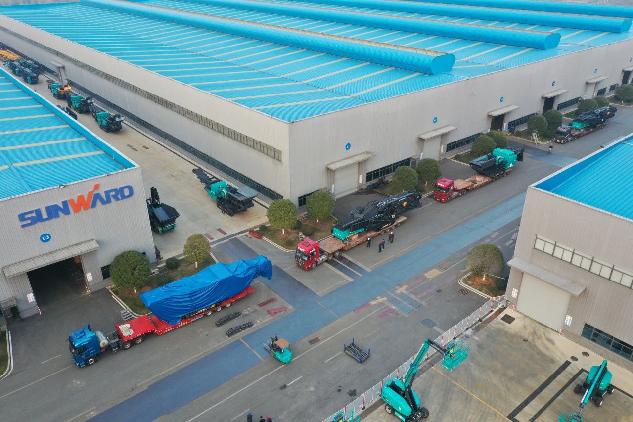 FH至尊普石勒柴电一体移动破碎筛分设备热销海外