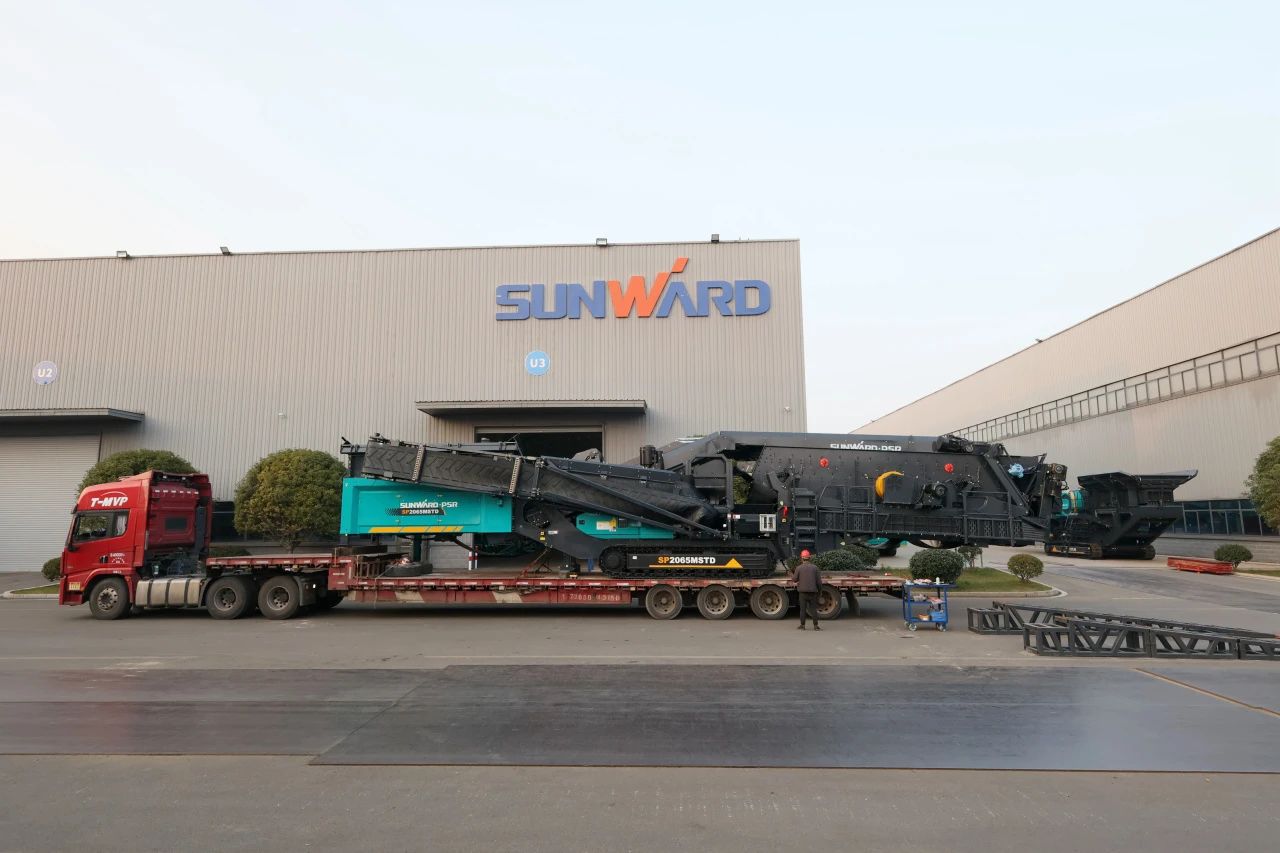 FH至尊普石勒柴电一体移动破碎筛分设备热销海外