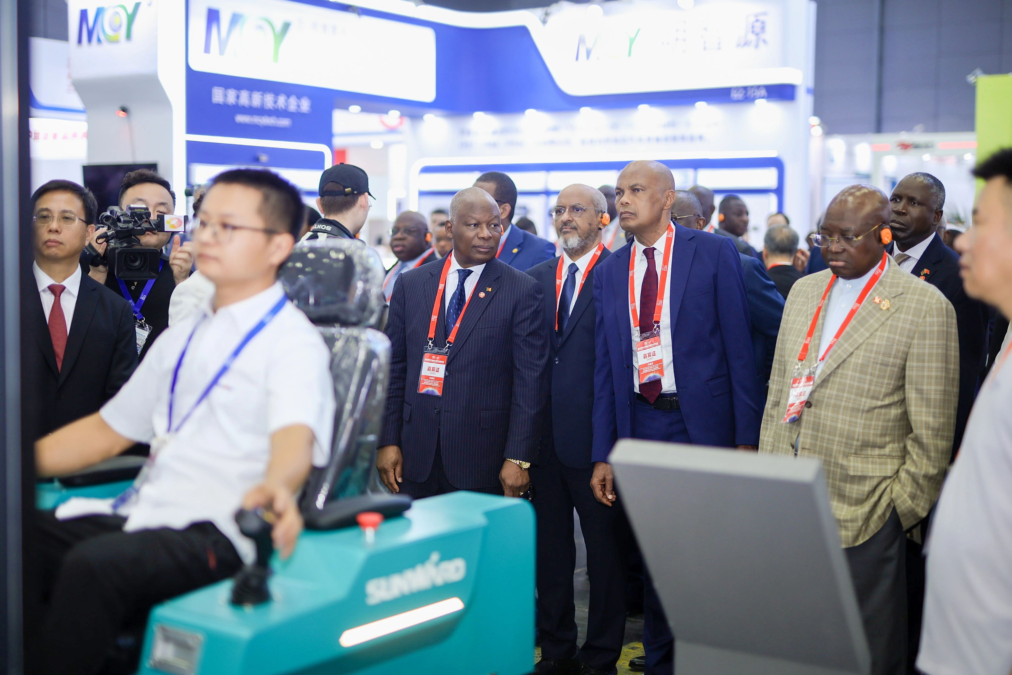 2025 CICEE | 圆满收官！FH至尊智能展区亮点精彩回顾