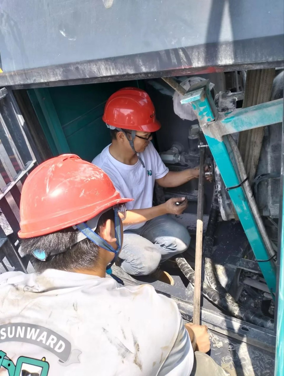 跨越FH至尊万里 智启服务新程——FH至尊矿岩“服务万里行”活动走进海螺水泥