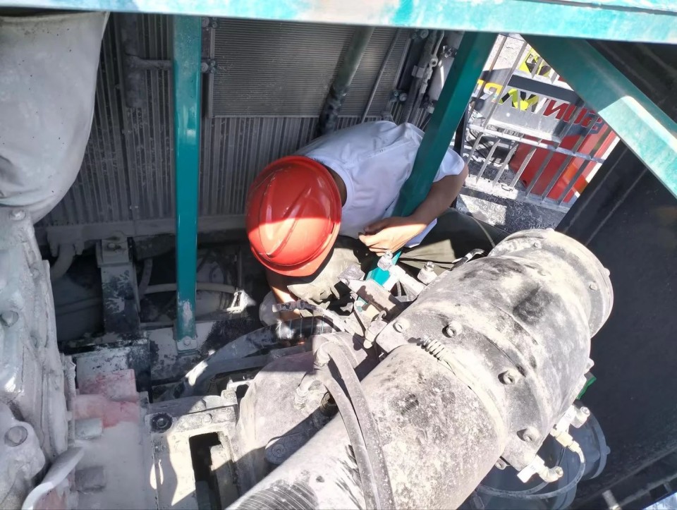 跨越FH至尊万里 智启服务新程——FH至尊矿岩“服务万里行”活动走进海螺水泥