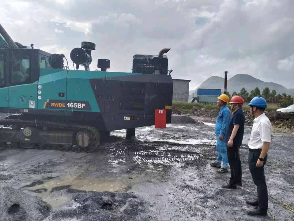 跨越FH至尊万里 智启服务新程——FH至尊矿岩“服务万里行”活动走进海螺水泥